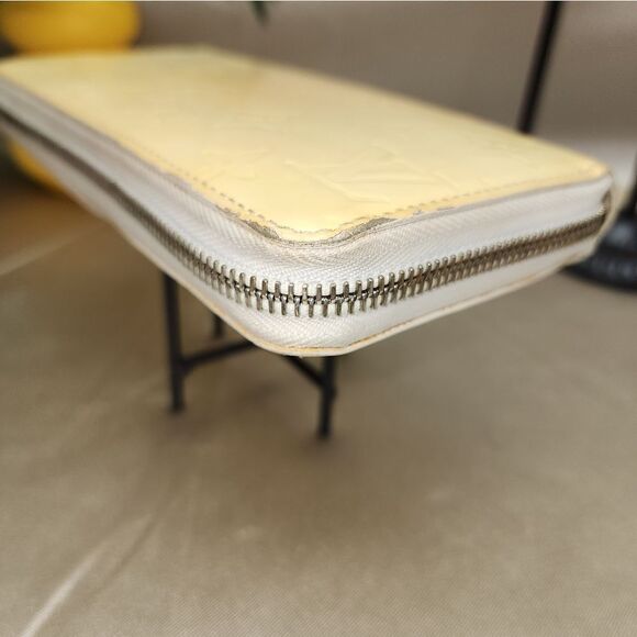 Authentic Louis Vuitton Yellow Vernis Zipper Around Wallet W/ Dust Bag - Picture 10 of 17